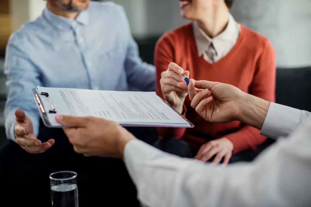 Distrato de Contrato: Como Cancelar a Compra de um Imóvel Irregular sem Perder Dinheiro 10 Distrato de Contrato. cancelamento de contrato de imóvel irregular.